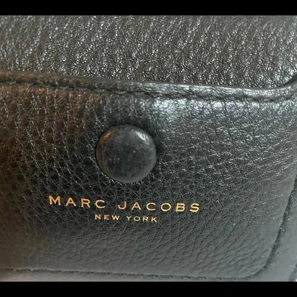 Marc Jacob’s black leather wallet - Picture 5 of 8